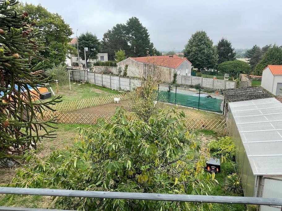 Appartement Chaleureux Au Calme Proche Du Chateau Mauleon Exterior foto